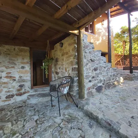 別荘 Quinta Do Rio Vale do Serrão